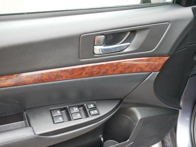 Photo of 2014 Carbide Gray Metallic Subaru Legacy
