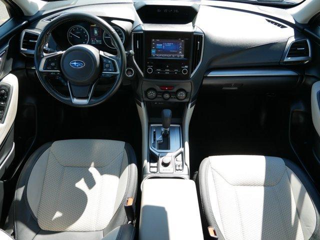 Photo of 2022 Magnetite Gray Metallic Subaru Forester