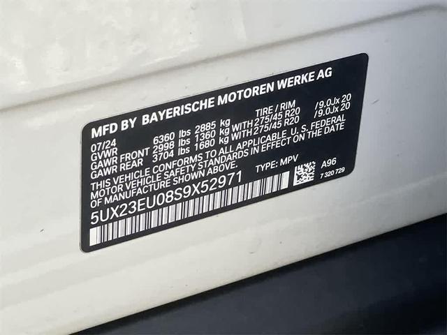 Photo of 2025 Mineral White Metallic BMW X5