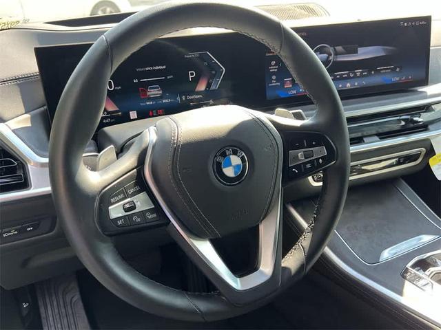 Photo of 2025 Mineral White Metallic BMW X5
