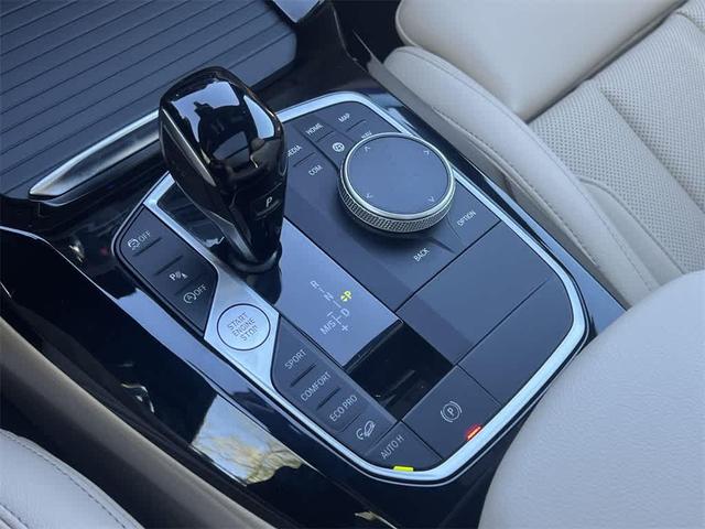 Photo of 2022 Alpine White BMW X3