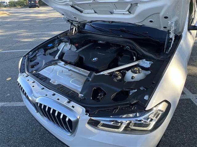 Photo of 2022 Alpine White BMW X3