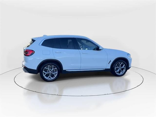 Photo of 2022 Alpine White BMW X3