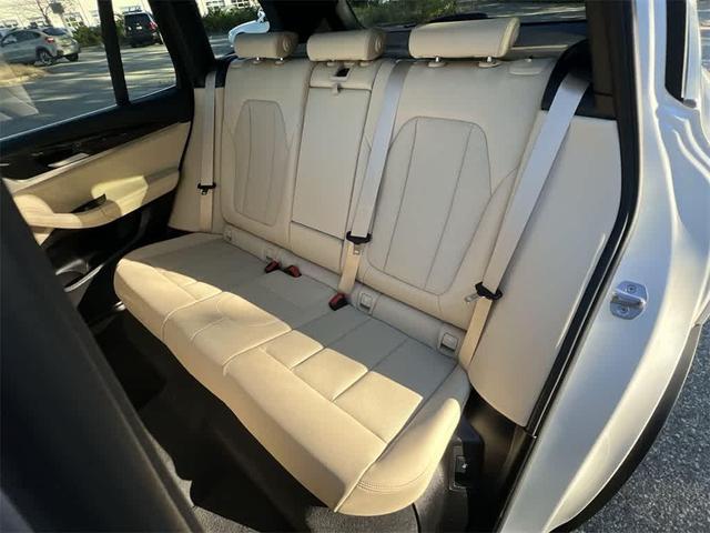 Photo of 2022 Alpine White BMW X3
