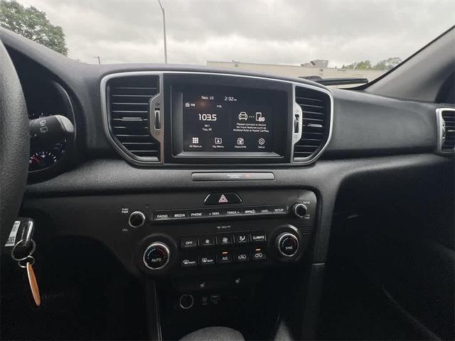 Photo of 2018 Clear White Kia Sportage