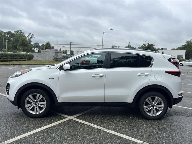 Photo of 2018 Clear White Kia Sportage