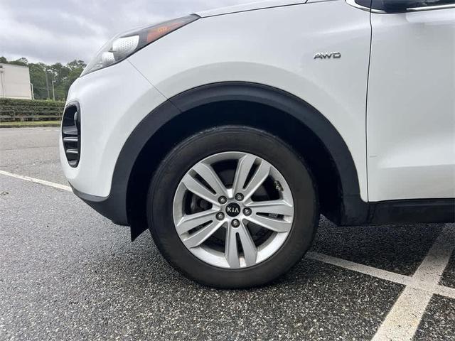 Photo of 2018 Clear White Kia Sportage