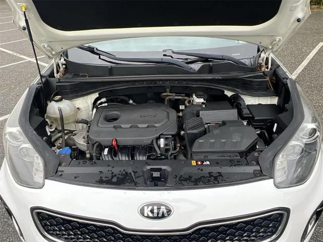 Photo of 2018 Clear White Kia Sportage