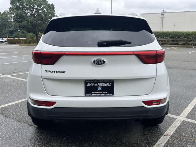 Photo of 2018 Clear White Kia Sportage