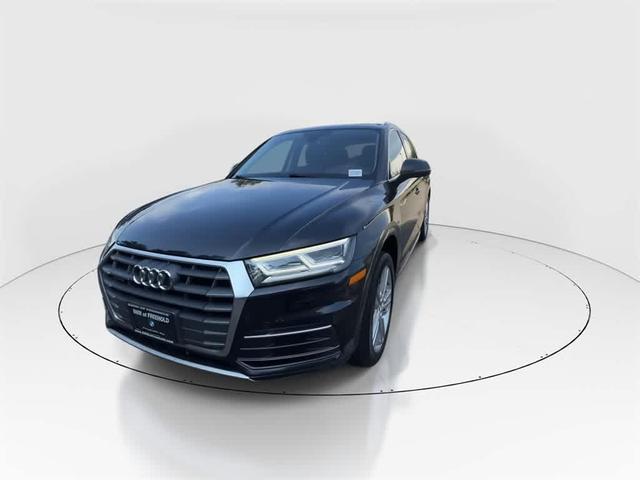 Photo of 2018 Brilliant Black Audi Q5