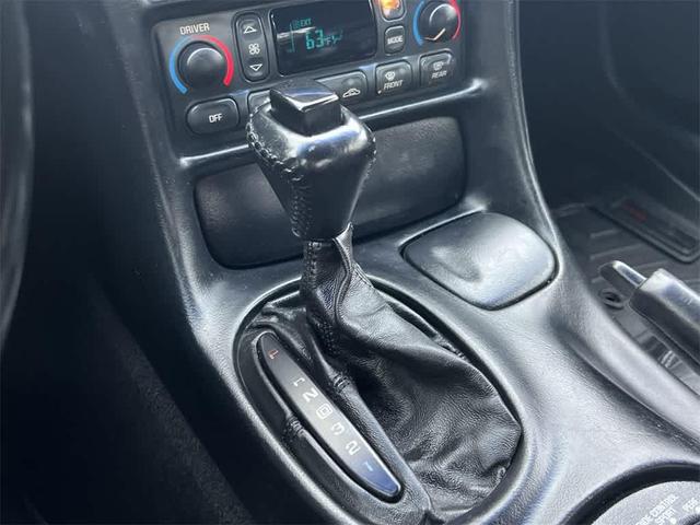 Photo of 2001 Quicksilver Metallic Chevrolet Corvette