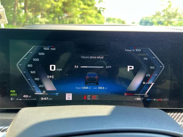 Photo of 2025 Black Sapphire Metallic BMW X7