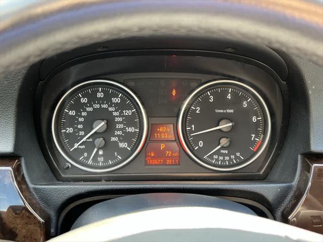 Photo of 2011 Alpine White BMW 328