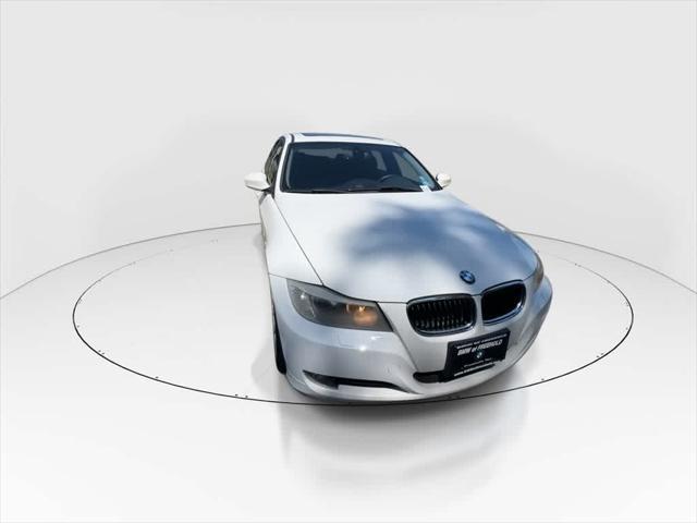 Photo of 2011 Alpine White BMW 328