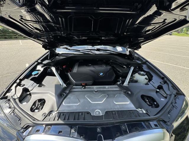 Photo of 2022 Carbon Black Metallic BMW X3