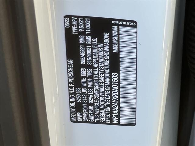 Photo of 2024 White Porsche Cayenne