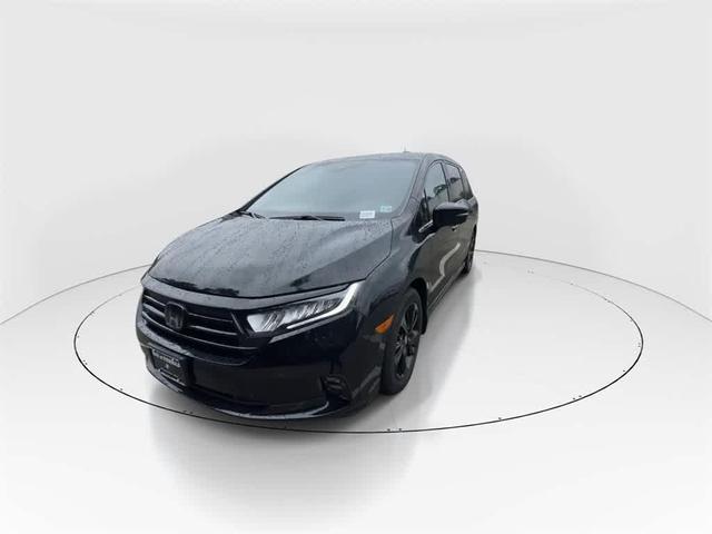 Photo of 2023 Crystal Black Pearl Honda Odyssey