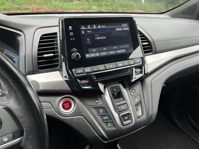 Photo of 2023 Crystal Black Pearl Honda Odyssey