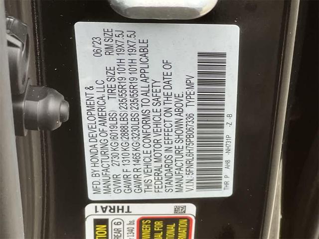 Photo of 2023 Crystal Black Pearl Honda Odyssey