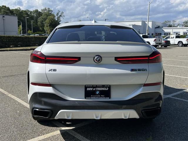 Photo of 2022 Mineral White Metallic BMW X6