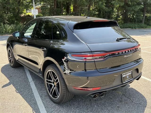 Photo of 2020 Black Porsche Macan