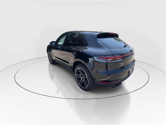 Photo of 2020 Black Porsche Macan