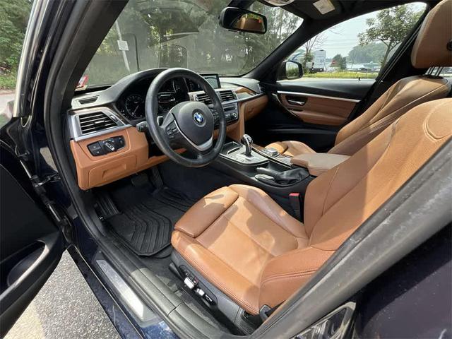 Photo of 2017 Imperial Blue Metallic BMW 330