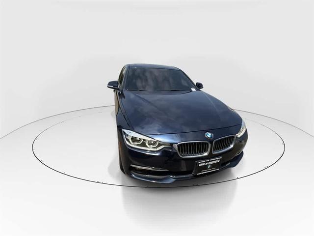 Photo of 2017 Imperial Blue Metallic BMW 330