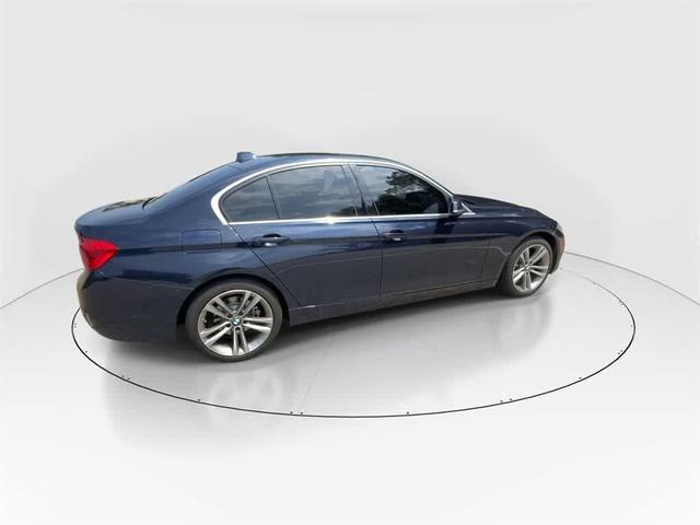 Photo of 2017 Imperial Blue Metallic BMW 330