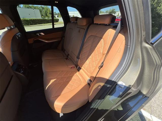 Photo of 2025 Manhattan Green Metallic BMW X5