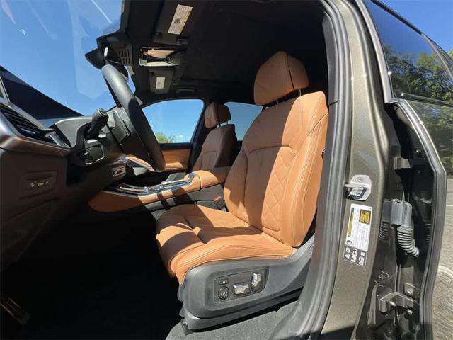 Photo of 2025 Manhattan Green Metallic BMW X5
