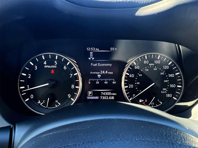 Photo of 2019 Majestic White INFINITI Q50