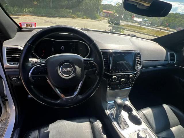 Photo of 2020 Bright White Clearcoat Jeep Grand Cherokee