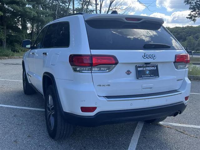 Photo of 2020 Bright White Clearcoat Jeep Grand Cherokee