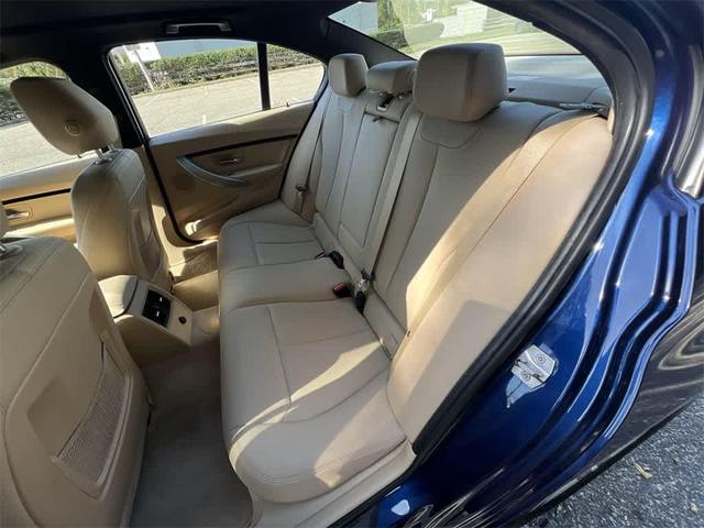 Photo of 2016 Mediterranean Blue Metallic BMW 328