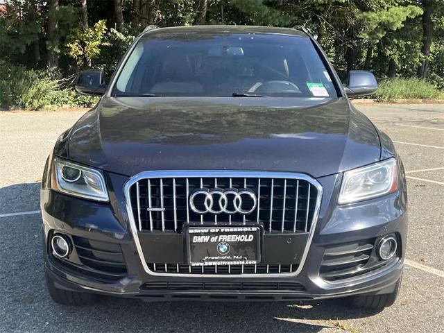 Photo of 2014 Moonlight Blue Metallic Audi Q5