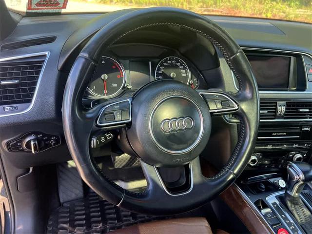 Photo of 2014 Moonlight Blue Metallic Audi Q5