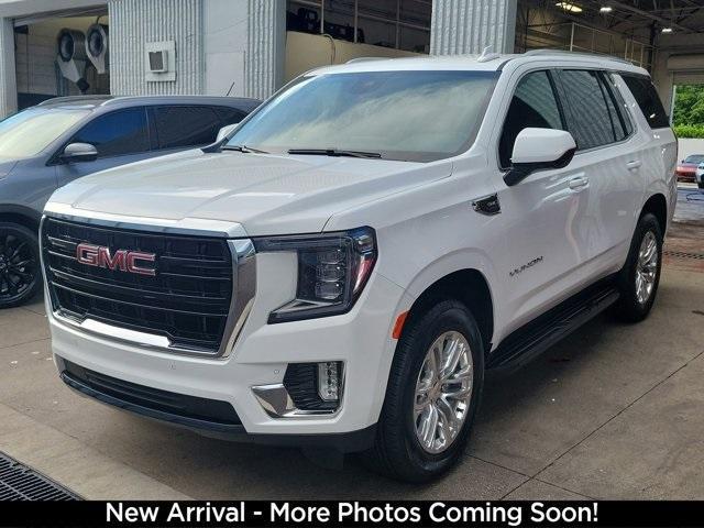 Photo of 2024 Summit White GMC Yukon