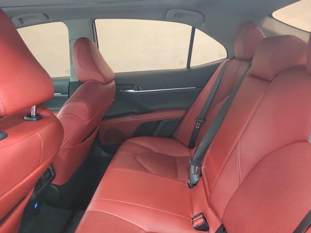 Photo of 2021 Gray Toyota Camry
