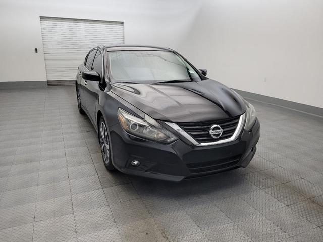Photo of 2017 Super Black Nissan Altima