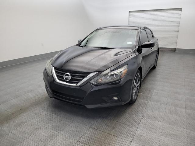 Photo of 2017 Super Black Nissan Altima
