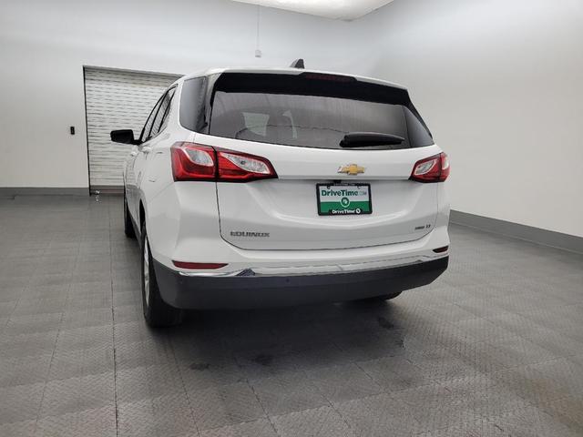 Photo of 2019 White Chevrolet Equinox