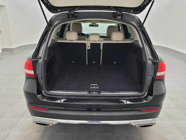 Photo of 2018 Black Mercedes-Benz GLC 300