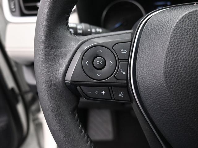 Photo of 2022 Blizzard Pearl Toyota RAV4 Hybrid