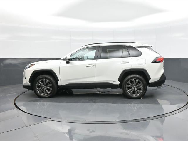 Photo of 2022 Blizzard Pearl Toyota RAV4 Hybrid