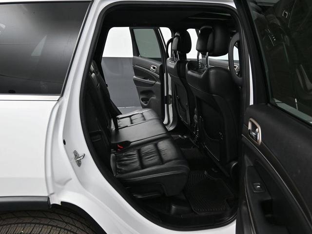 Photo of 2016 Bright White Clearcoat Jeep Grand Cherokee