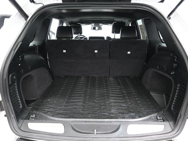 Photo of 2016 Bright White Clearcoat Jeep Grand Cherokee