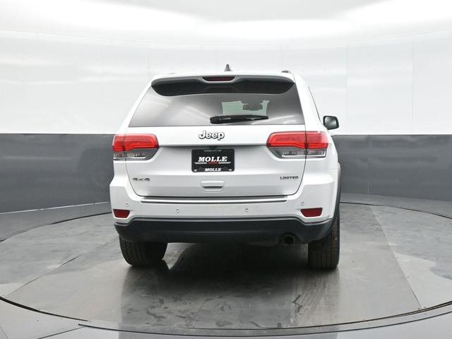 Photo of 2016 Bright White Clearcoat Jeep Grand Cherokee