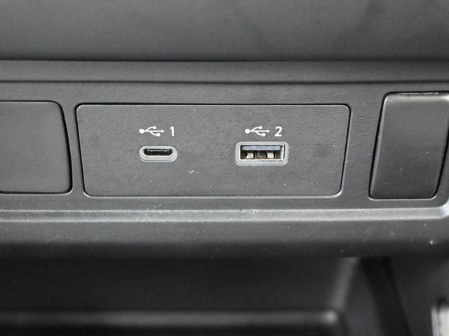 Photo of 2024 Glacier White Nissan Frontier