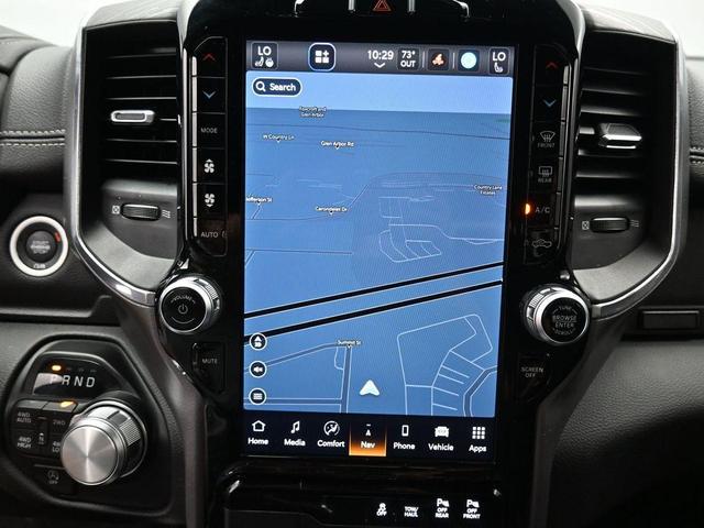 Photo of 2023 Diamond Black Crystal Pearlcoat RAM 1500